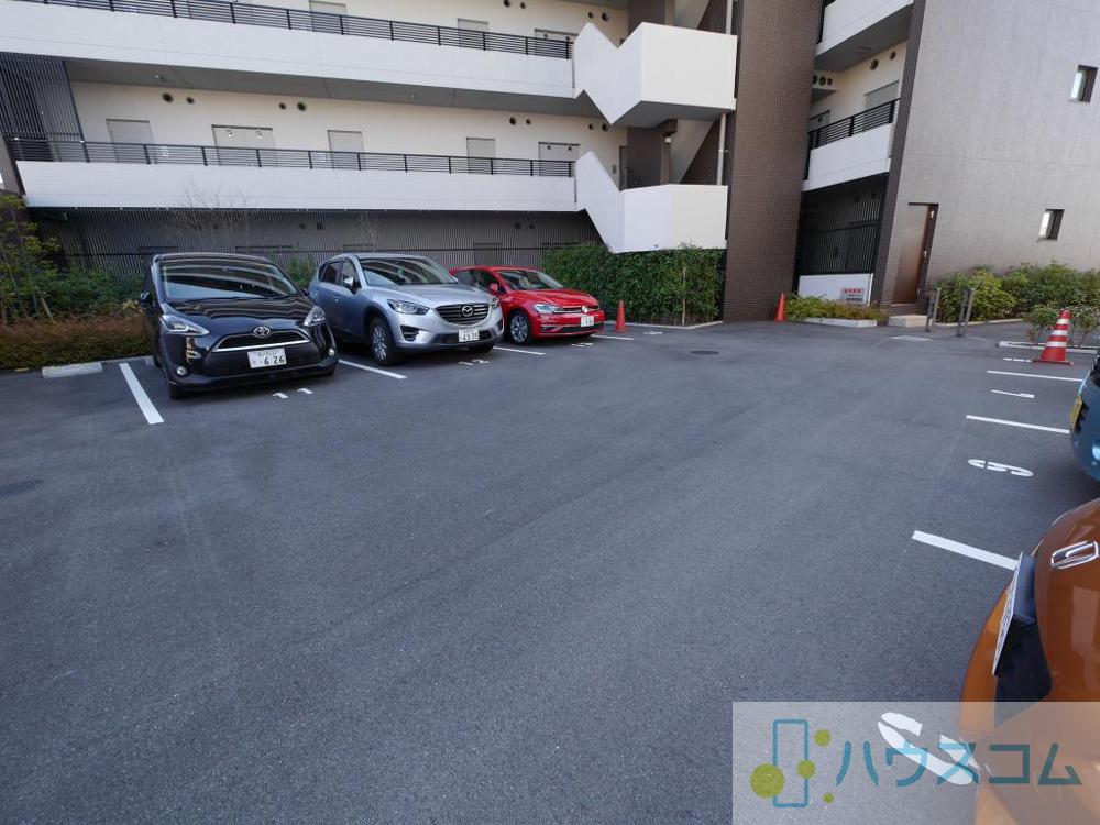 4/6 駐車場