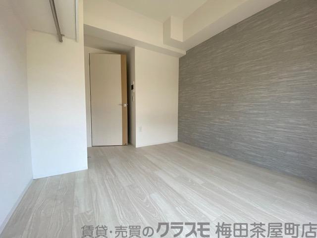 14/30 寝室