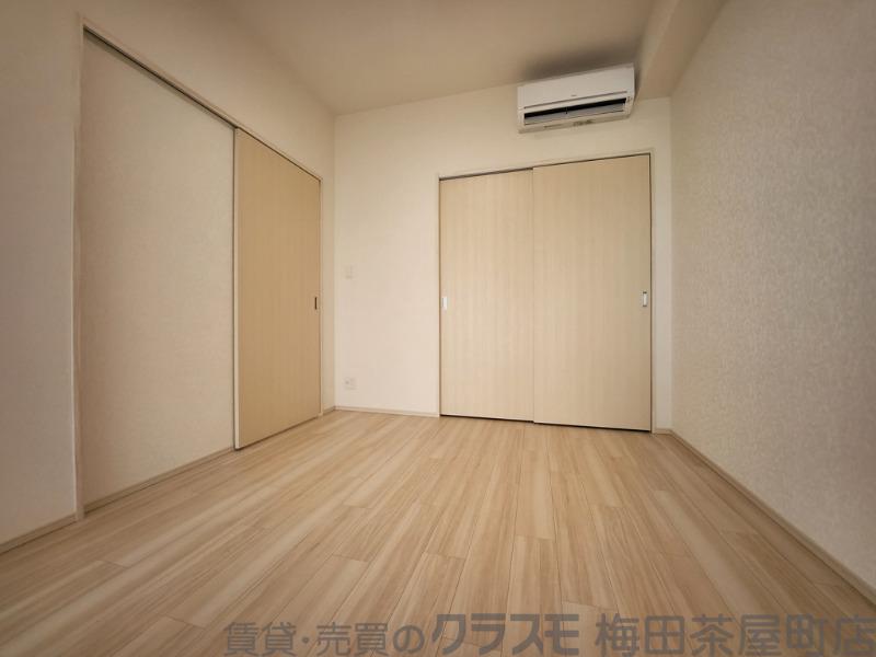 14/30 寝室