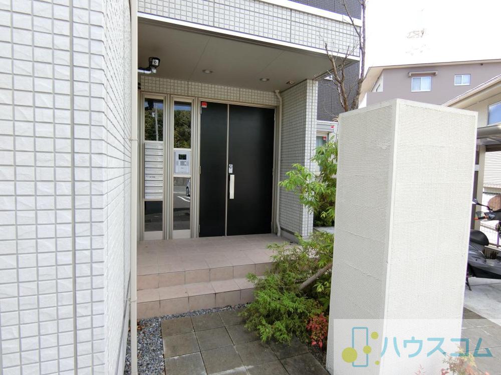2/5 エントランス