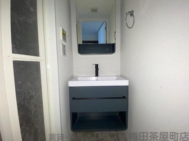 21/30 洗面