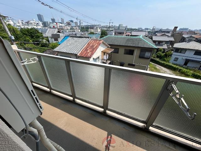 21/30 バルコニー