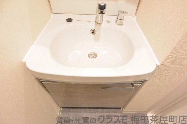 22/30 洗面