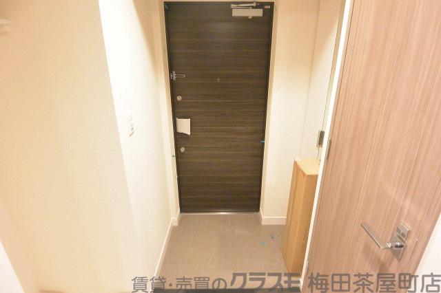 17/30 玄関