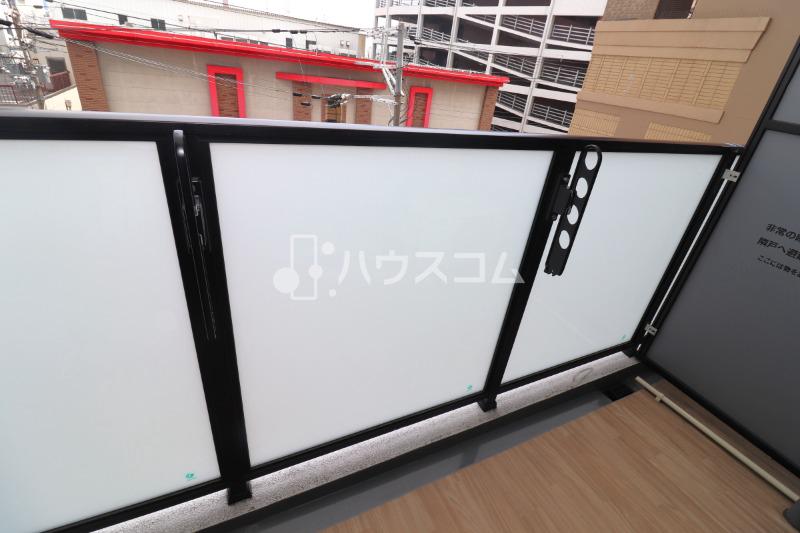 18/28 バルコニー