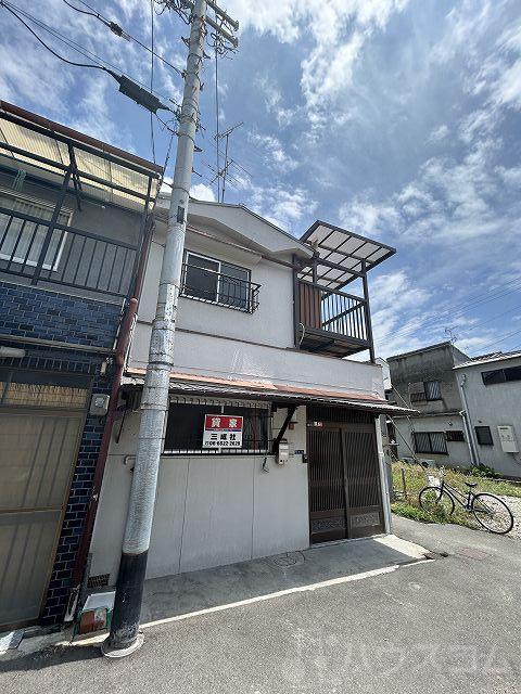 2/10 外観