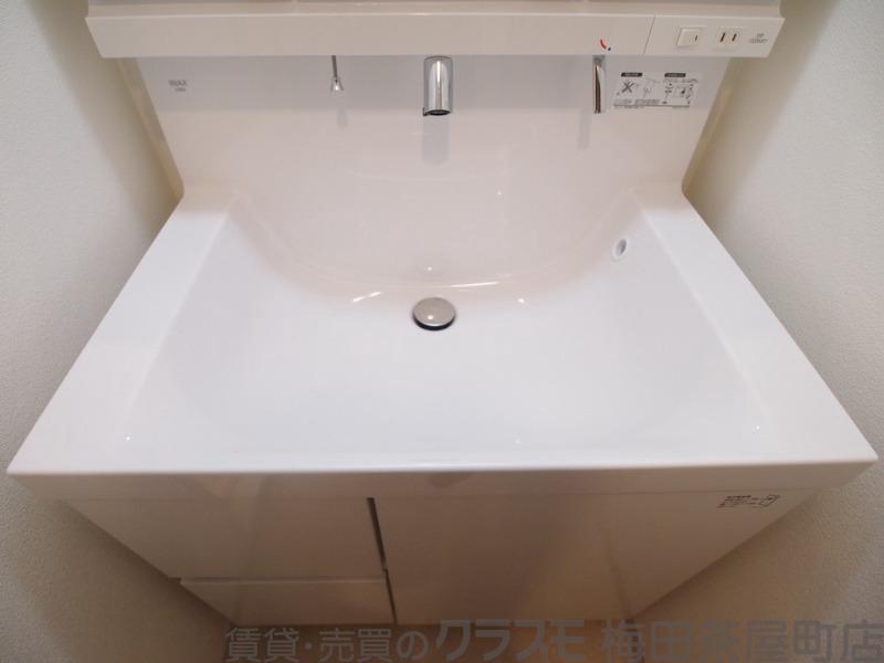 24/30 洗面