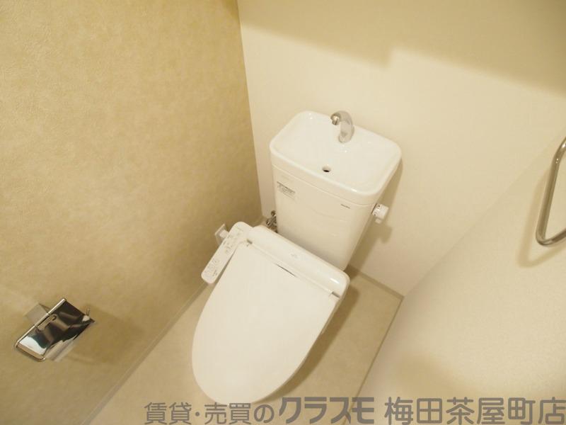 23/30 トイレ