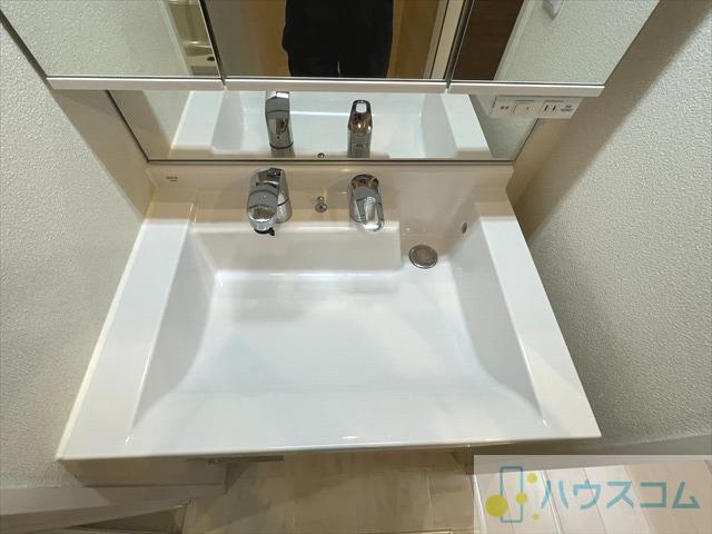 16/30 洗面