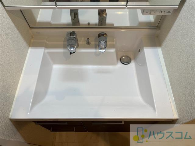 16/30 洗面