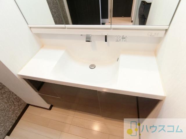 15/30 洗面