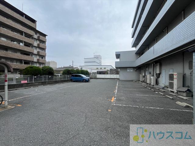 4/7 駐車場