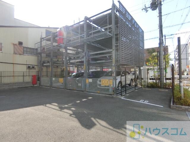 23/27 駐車場