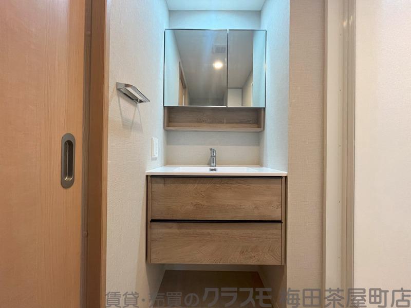 21/30 洗面