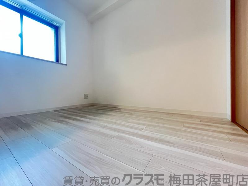 14/30 寝室