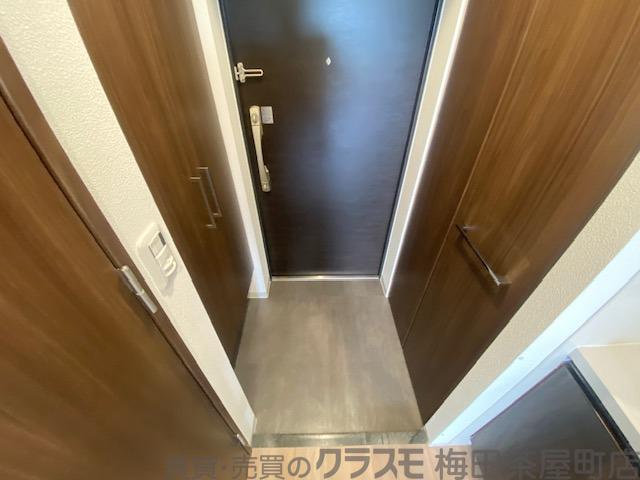 14/30 玄関