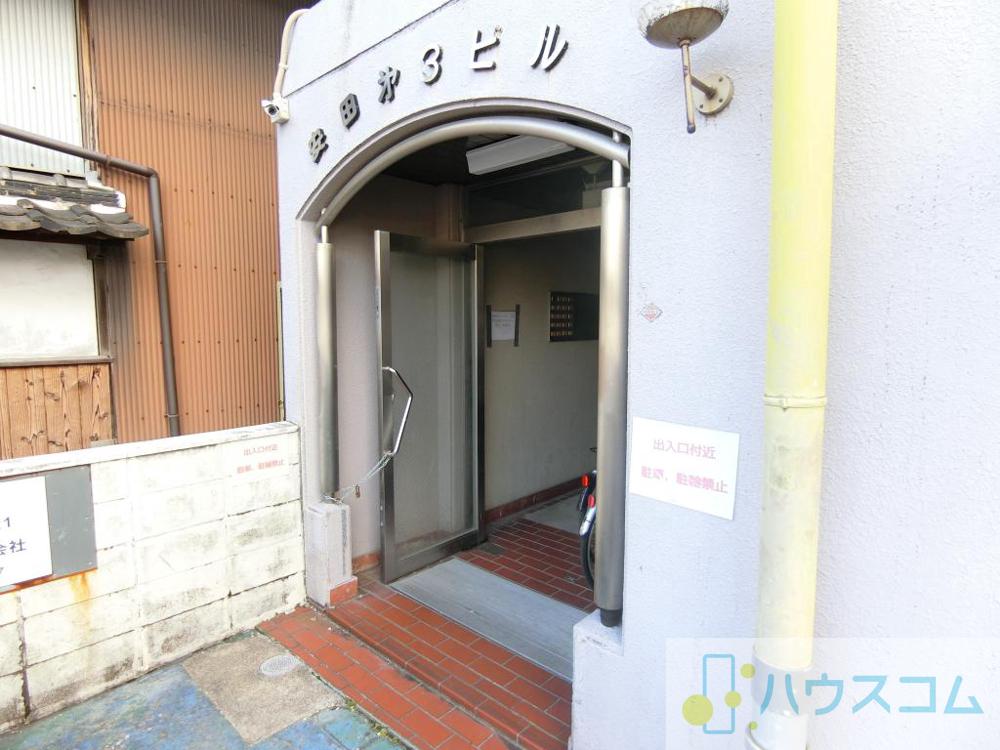 3/7 エントランス