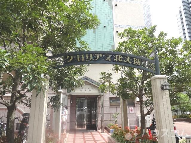 21/26 エントランス