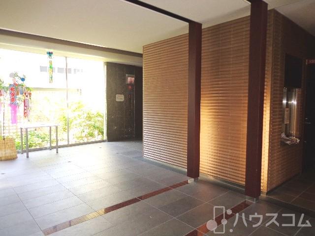 24/29 エントランス