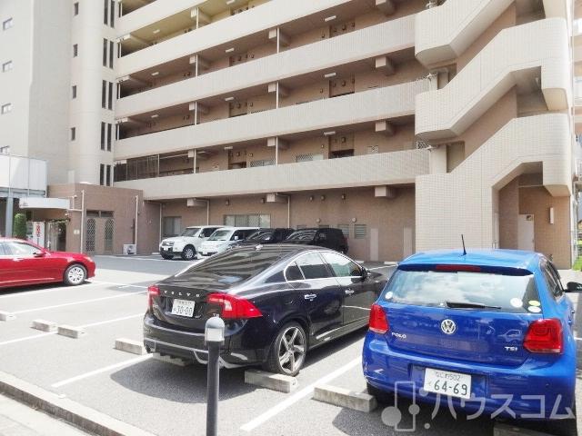 26/30 駐車場