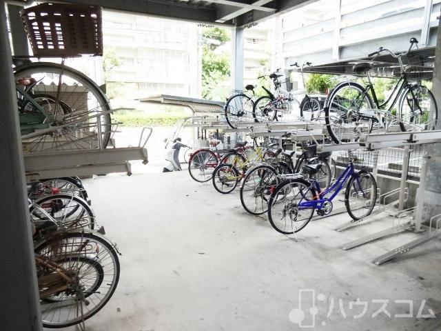 25/30 エントランス