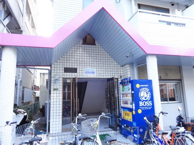 2/5 エントランス