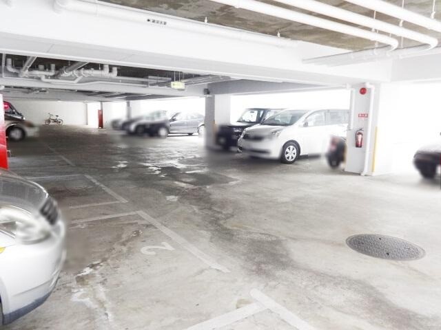 23/29 駐車場