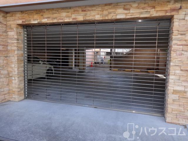 22/27 駐車場
