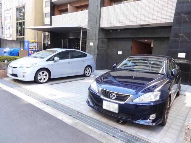 22/28 駐車場