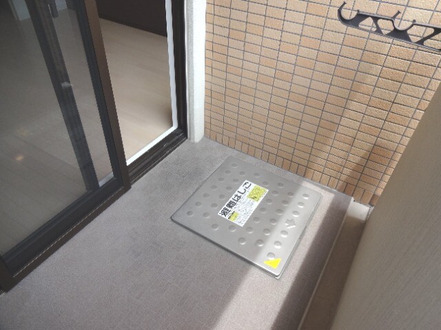 15/22 バルコニー