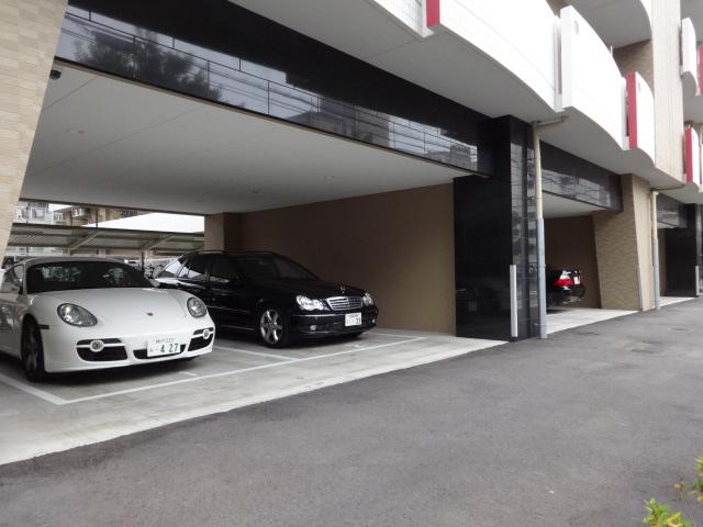 21/25 駐車場