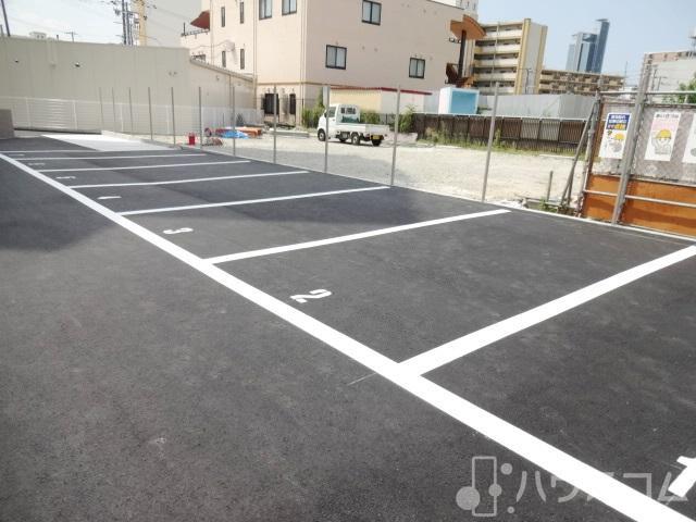 23/29 駐車場