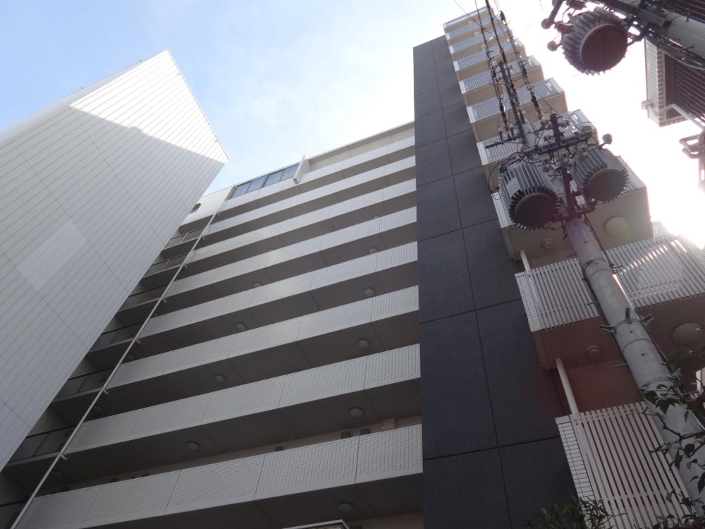 2/8 外観