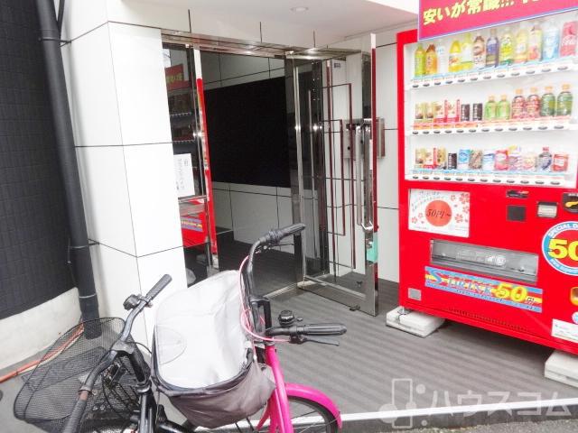 19/24 エントランス