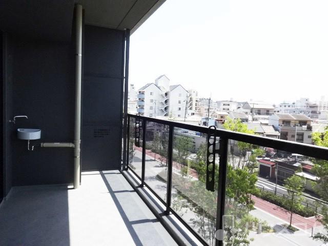 19/30 バルコニー