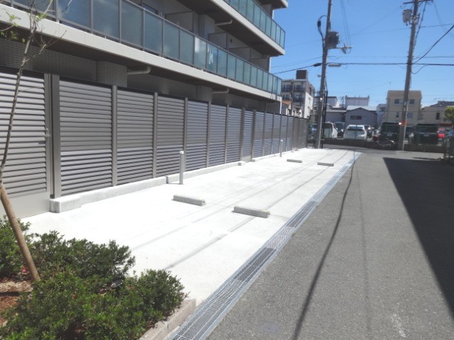 26/30 駐車場