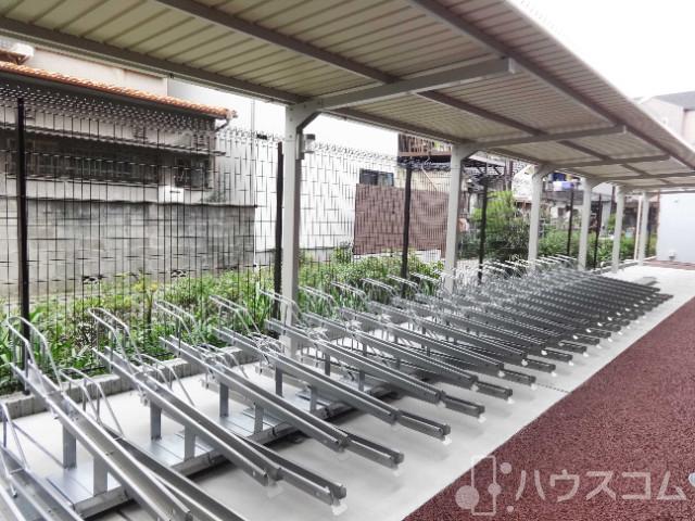 3/3 駐車場