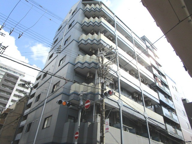2/8 外観