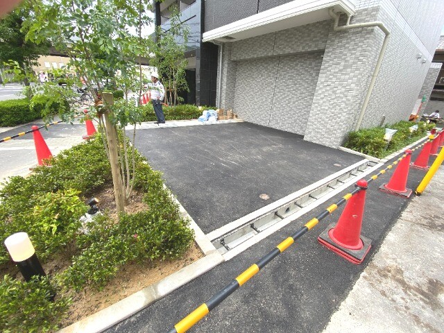 22/27 駐車場