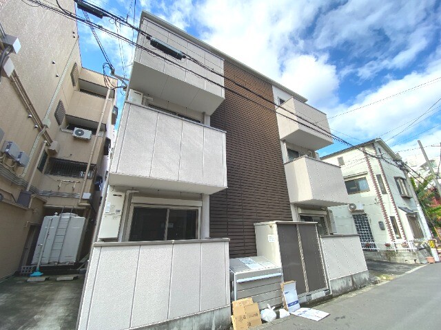 2/23 外観