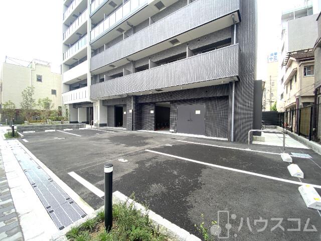 28/30 駐車場
