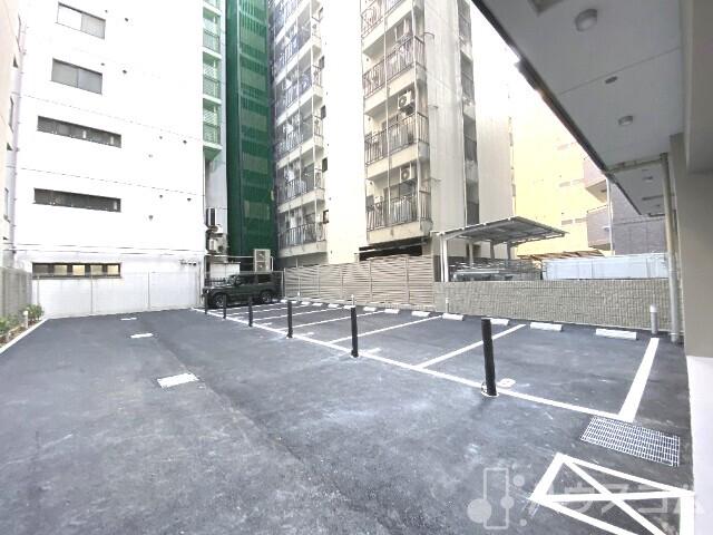 25/30 駐車場