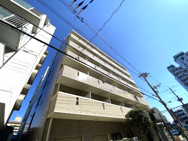 2/8 外観