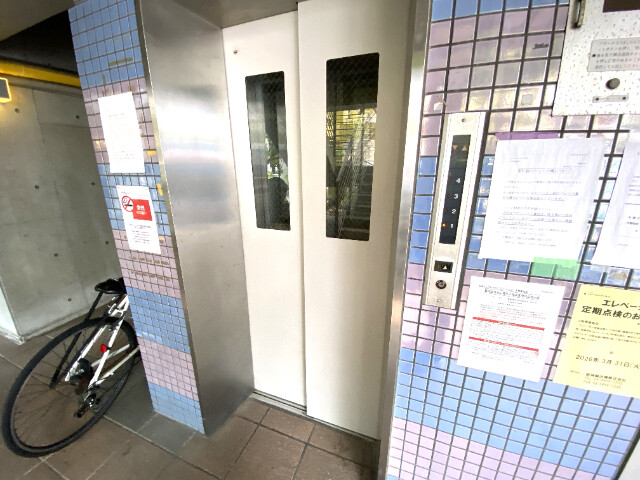 20/25 エントランス