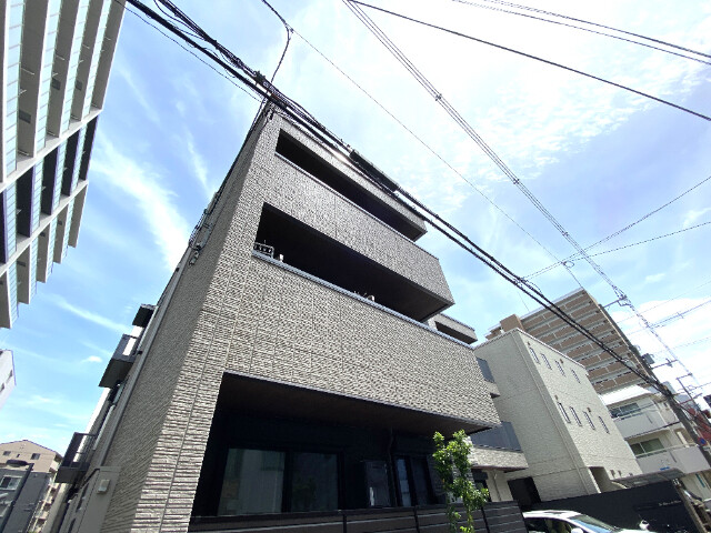 2/30 外観