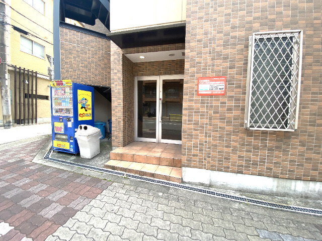 20/25 エントランス