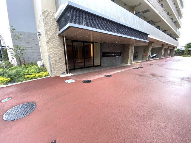 22/26 エントランス