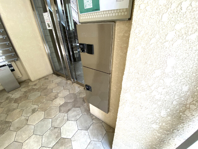 15/20 エントランス