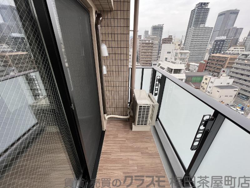 21/30 バルコニー