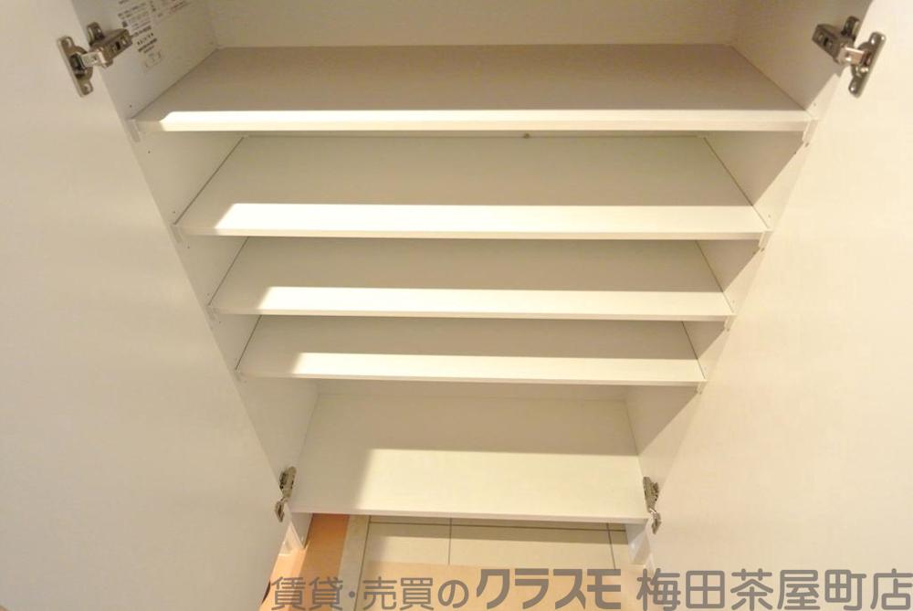 14/30 玄関